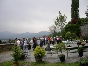 Lindenpflanzung Schloss Grünenstein 004   